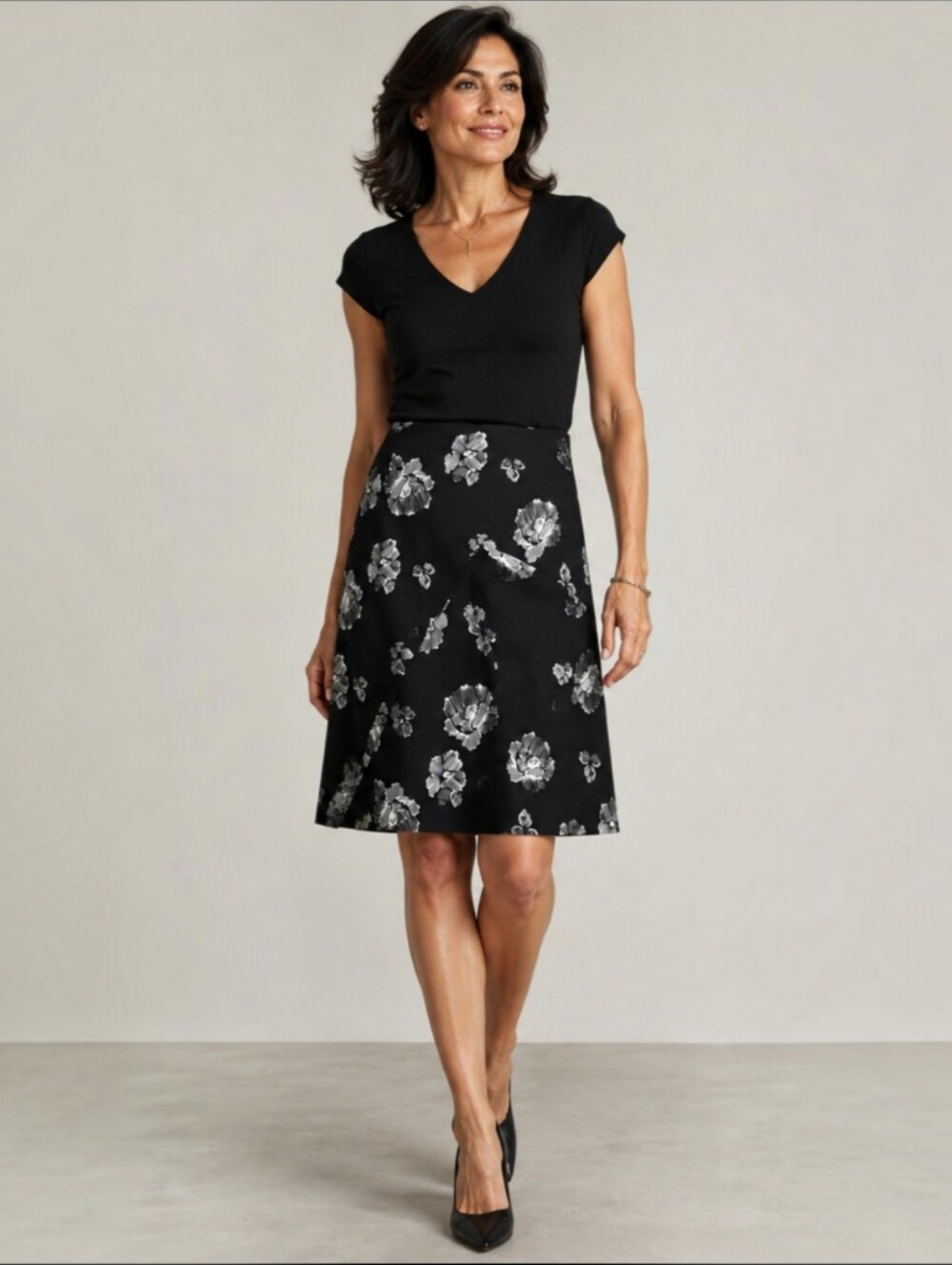Worthington Black & White Floral Cotton A-Line Skirt – Size 12